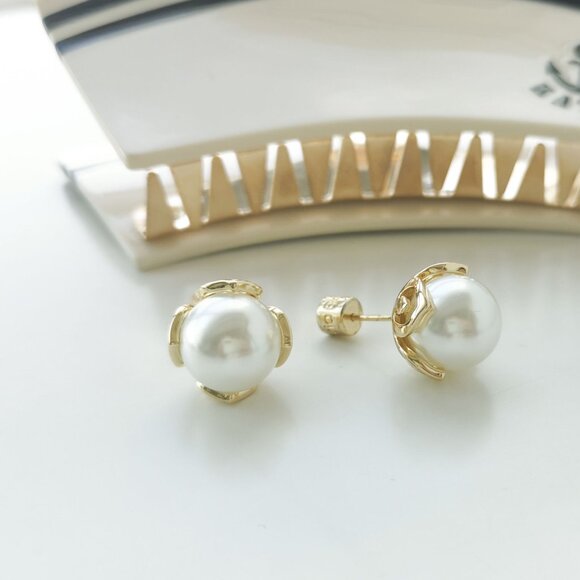 Alicia Bonnie Ashton Gold Pearl Stud Earrings - Picture 3 of 4